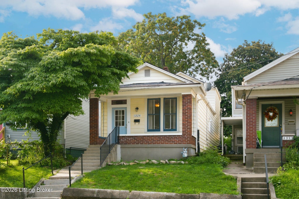 Photo of 1224 Hull St, Louisville, KY 40204 (MLS # 1728512)
