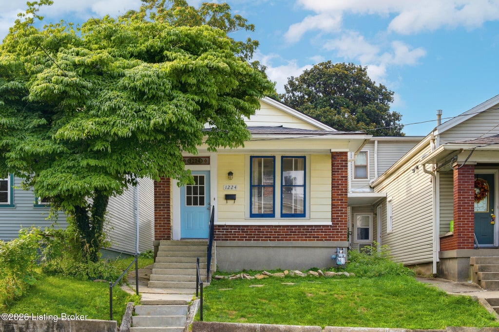 Photo of 1224 Hull St, Louisville, KY 40204 (MLS # 1728512)