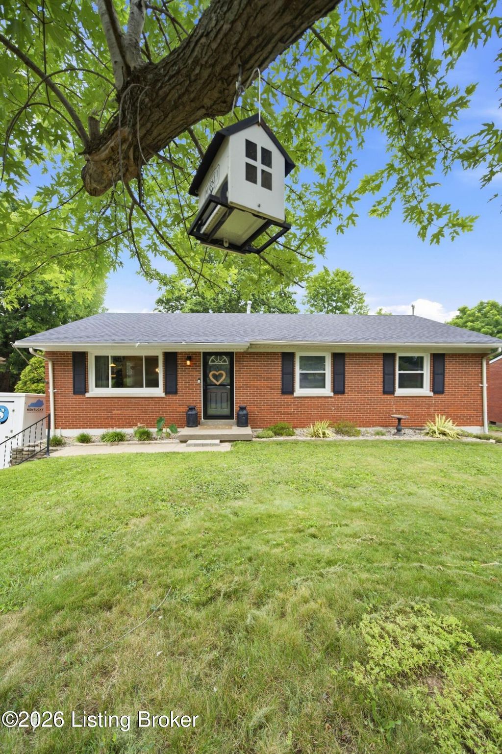 Photo of 10119 Headley Hill Rd, Louisville, KY 40223 (MLS # 1722972)