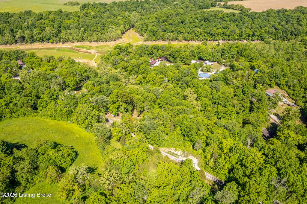 Photo of 310 Tules Creek Loop, Westview, KY 40178 (MLS # 1717159)