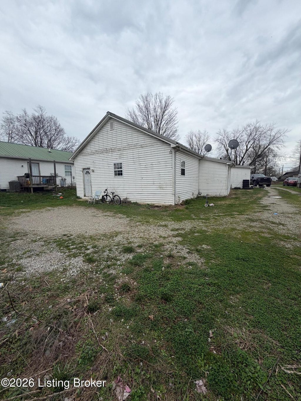 Photo of 316-318 Sulphur Ave, Eminence, KY 40019 (MLS # 1711136)