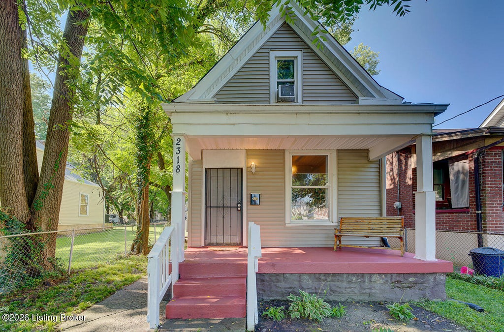 Photo of 2318 Garland Ave, Louisville, KY 40211 (MLS # 1725080)