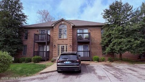 Condo For Sale - 188 Saint Matthews Ave #3<br/> Louisville, KY 40207