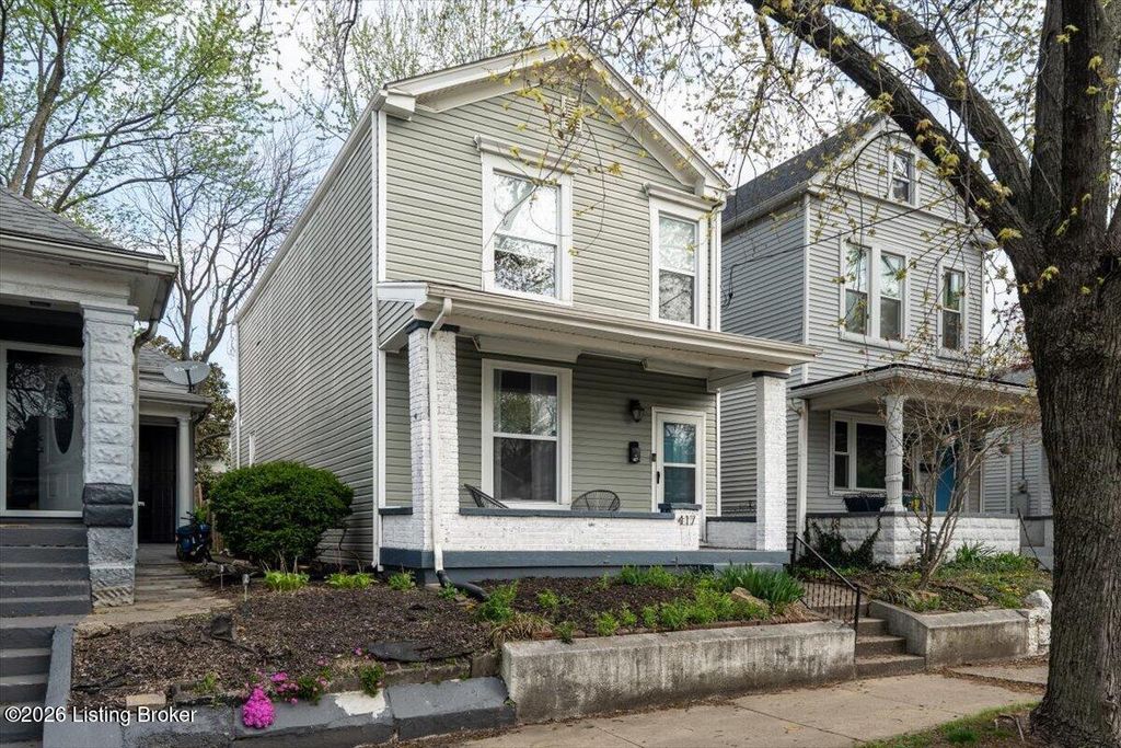 Photo of 417 Camp St, Louisville, KY 40203 (MLS # 1713599)