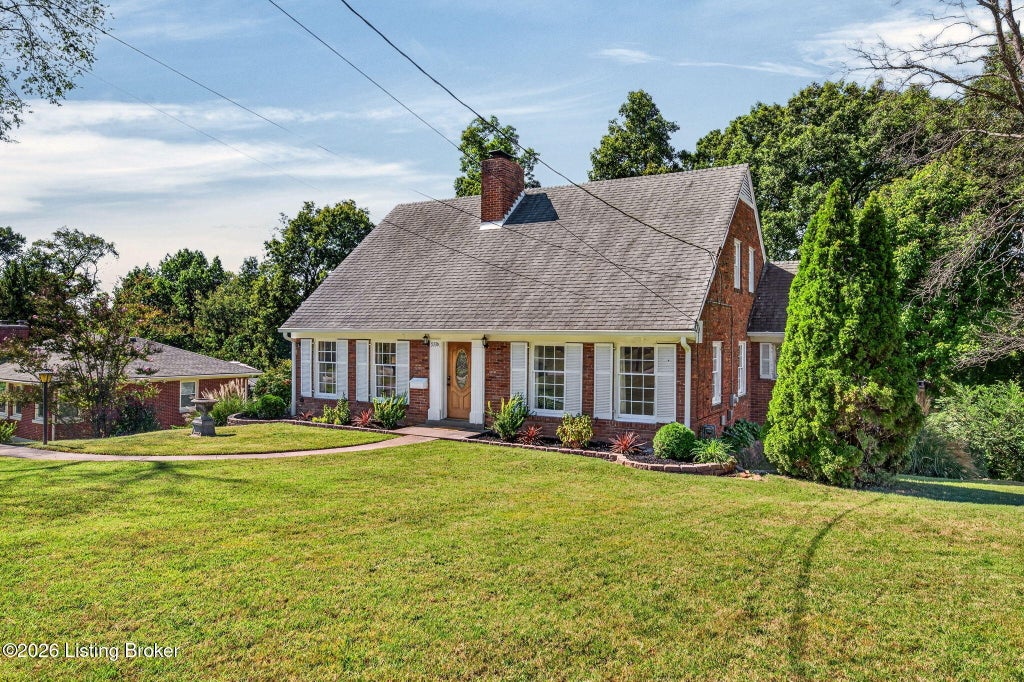 Photo of 5336 Westhall Ave, Louisville, KY 40214 (MLS # 1733244)