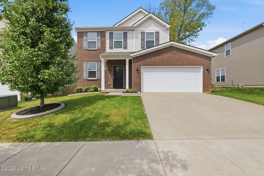 Photo of 12052 Parkview Trace Dr, Louisville, KY 40229 (MLS # 1715672)