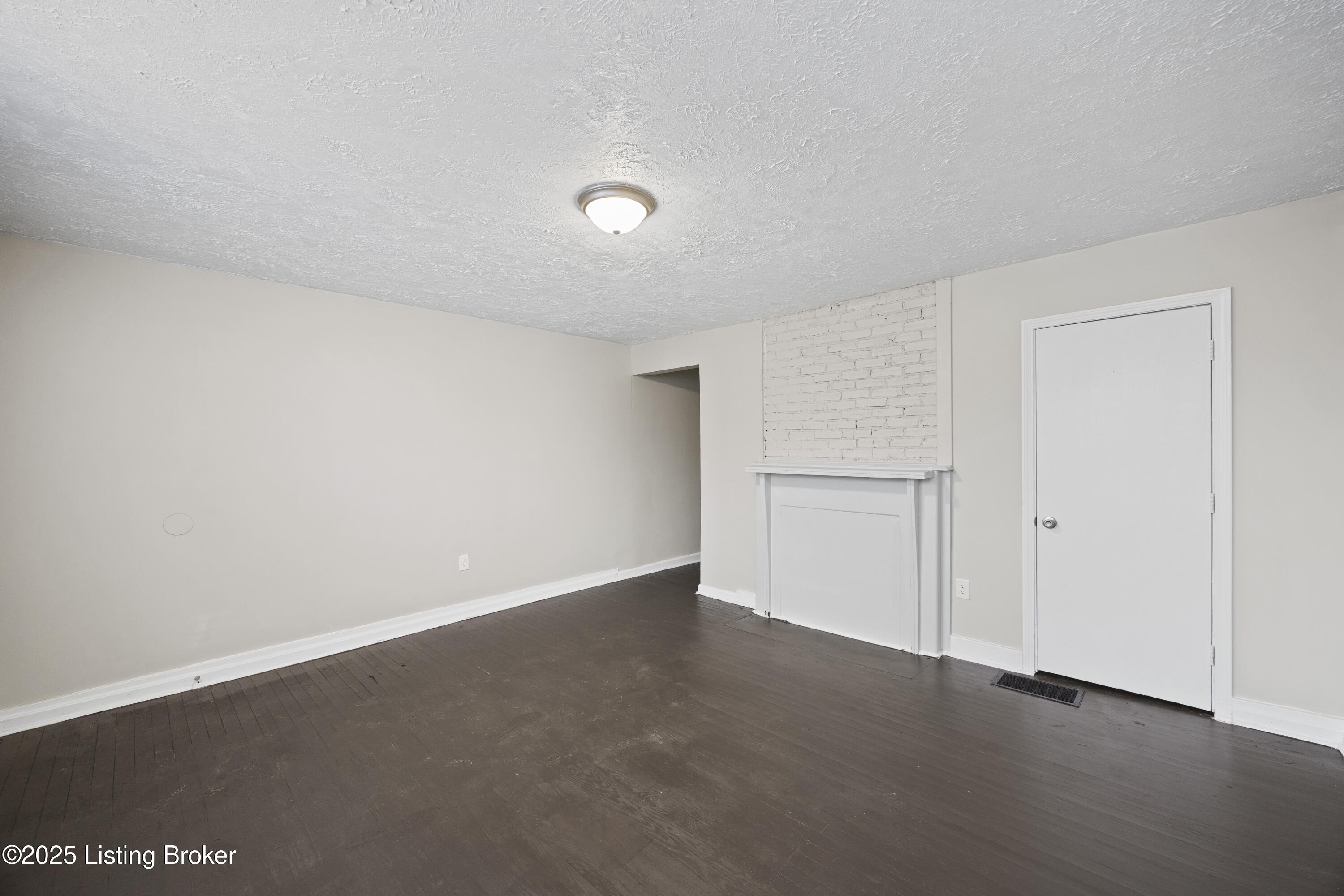 462 N 29th St, Louisville, Kentucky image 5