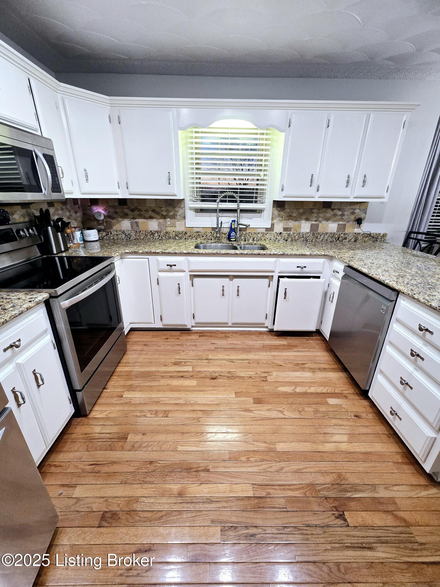 1220 Wedgewood Dr, Bardstown, Kentucky image 13