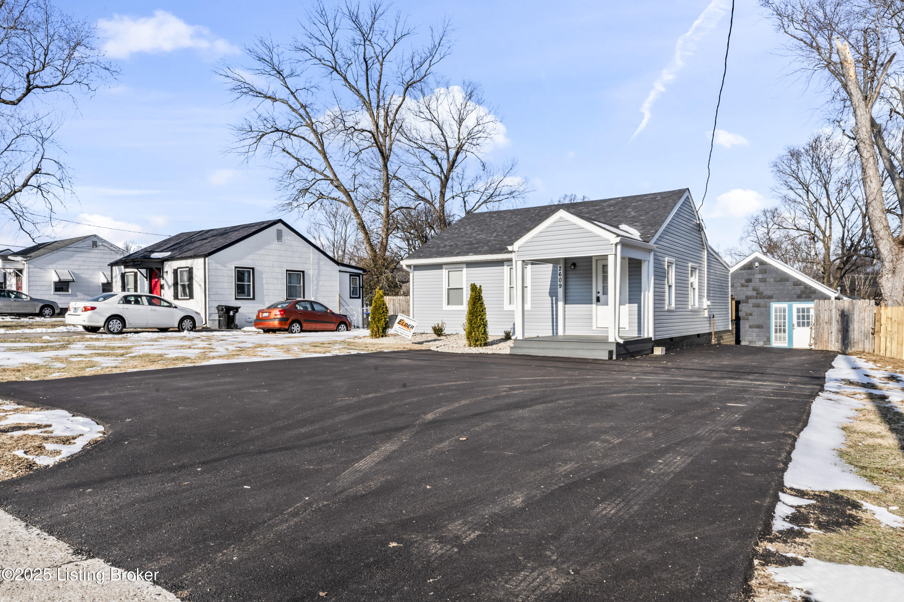 2609 Lindsay Ave, Louisville, Kentucky image 3