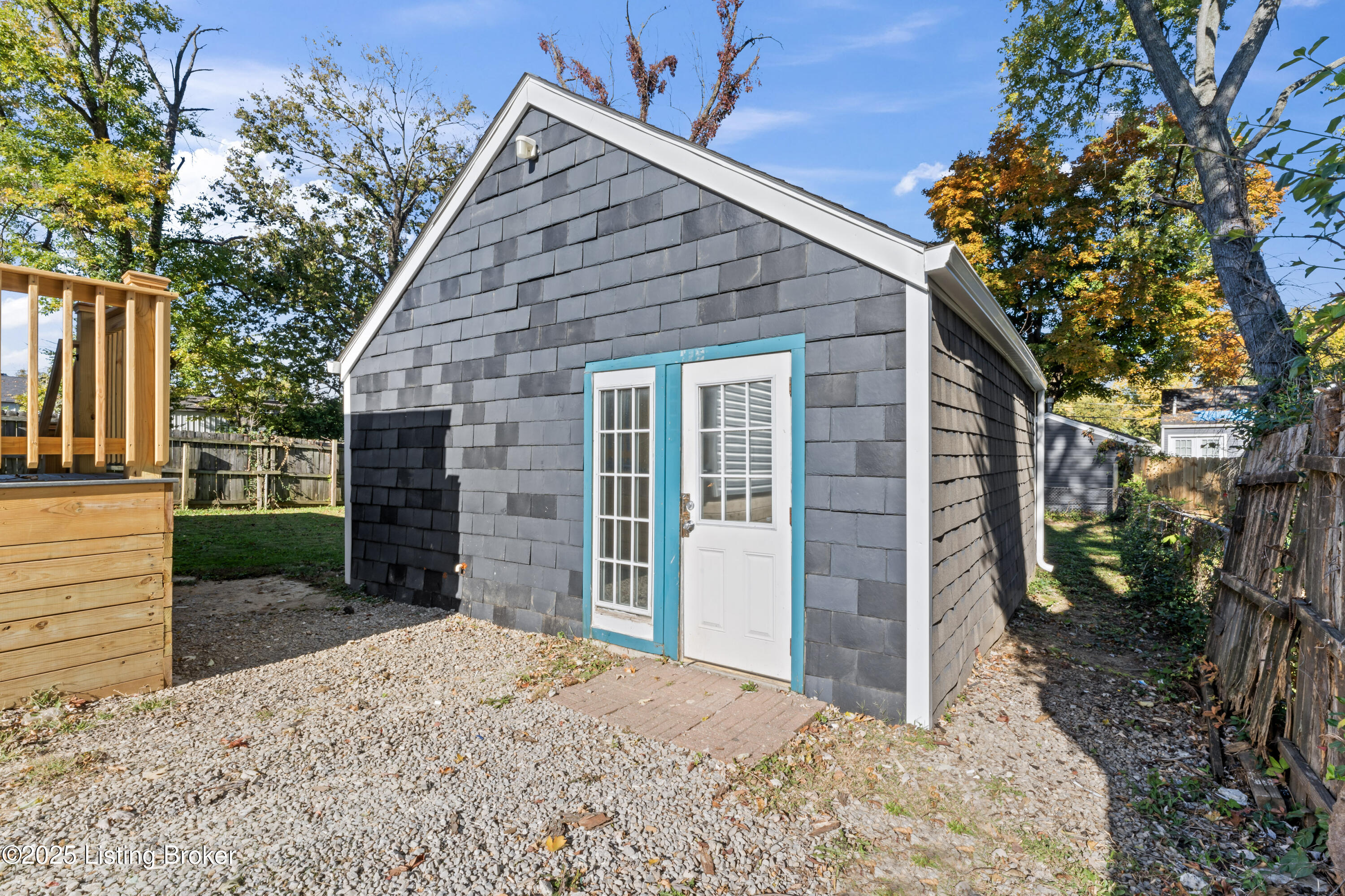 2609 Lindsay Ave, Louisville, Kentucky image 5