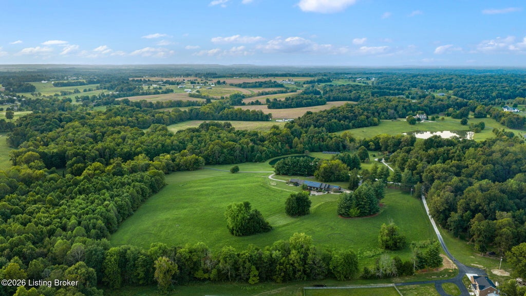 Photo of 700 Walnut Creek Rd, Elizabethtown, KY 42701 (MLS # 1728722)