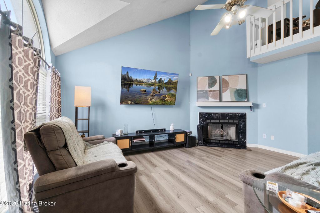 Photo of 1706 Cypress Ct, La Grange, KY 40031 (MLS # 1710770)