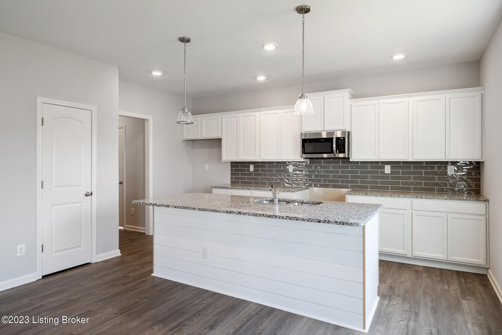 11902 Parkside Vista Ln, Louisville, Pennsylvania image 10