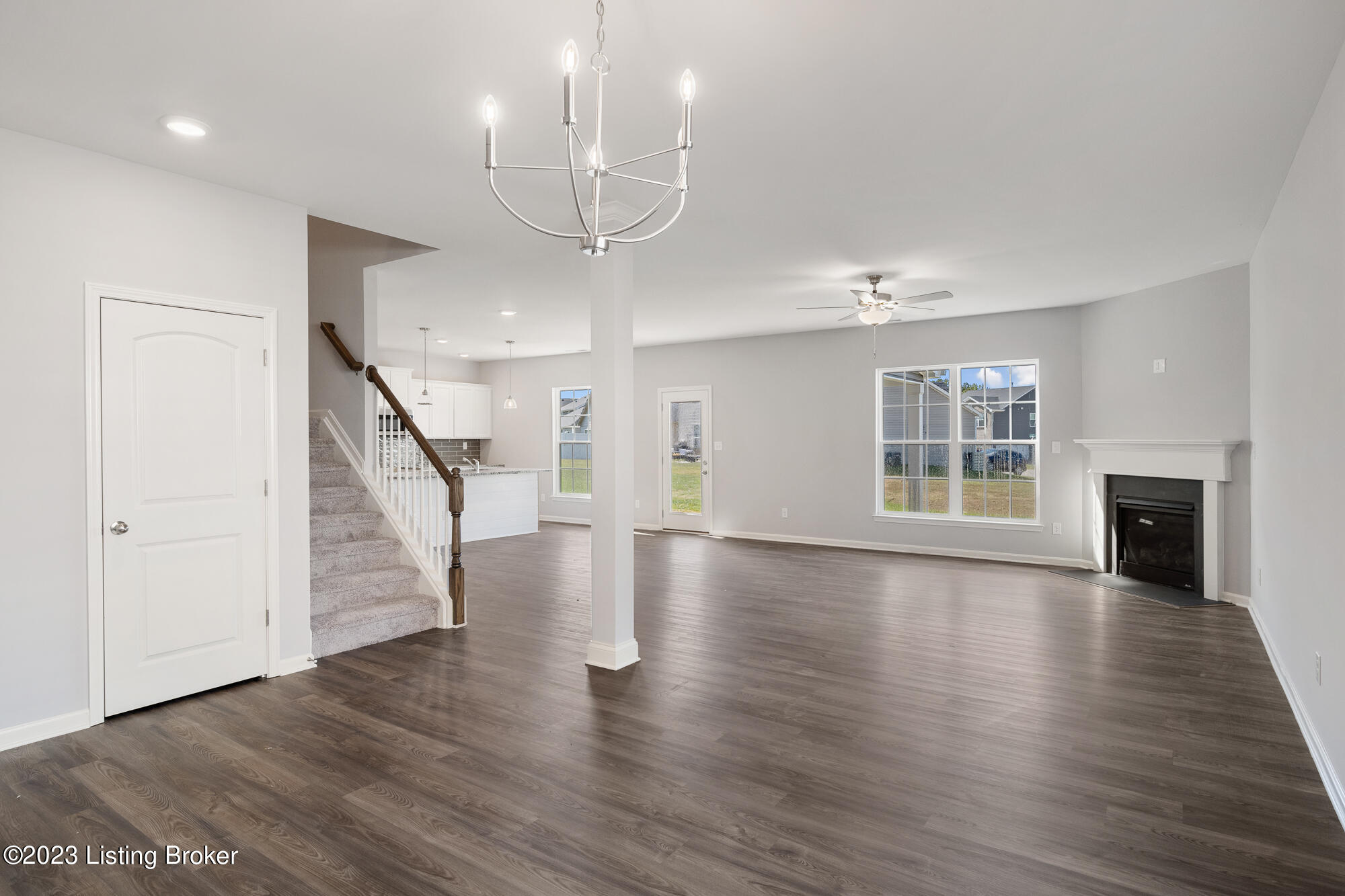 11902 Parkside Vista Ln, Louisville, Pennsylvania image 6