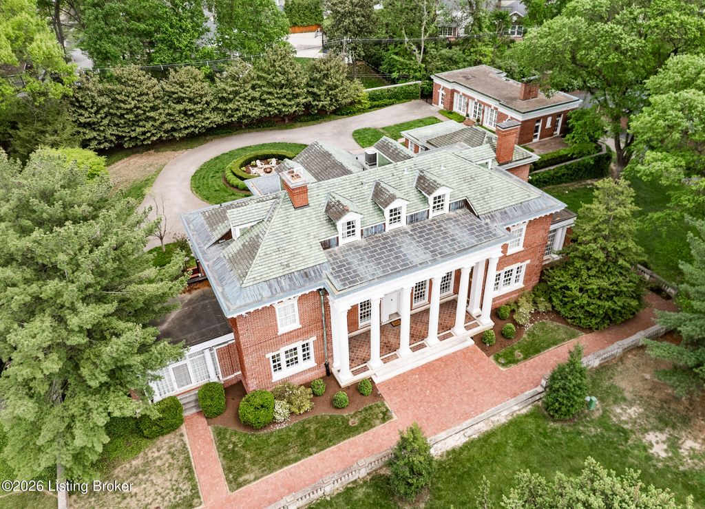 Photo of 715 Alta Vista Rd, Louisville, KY 40206 (MLS # 1716456)