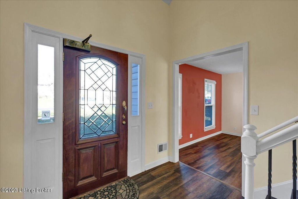 Photo of 12814 Ledges Dr, Louisville, KY 40243 (MLS # 1651649)