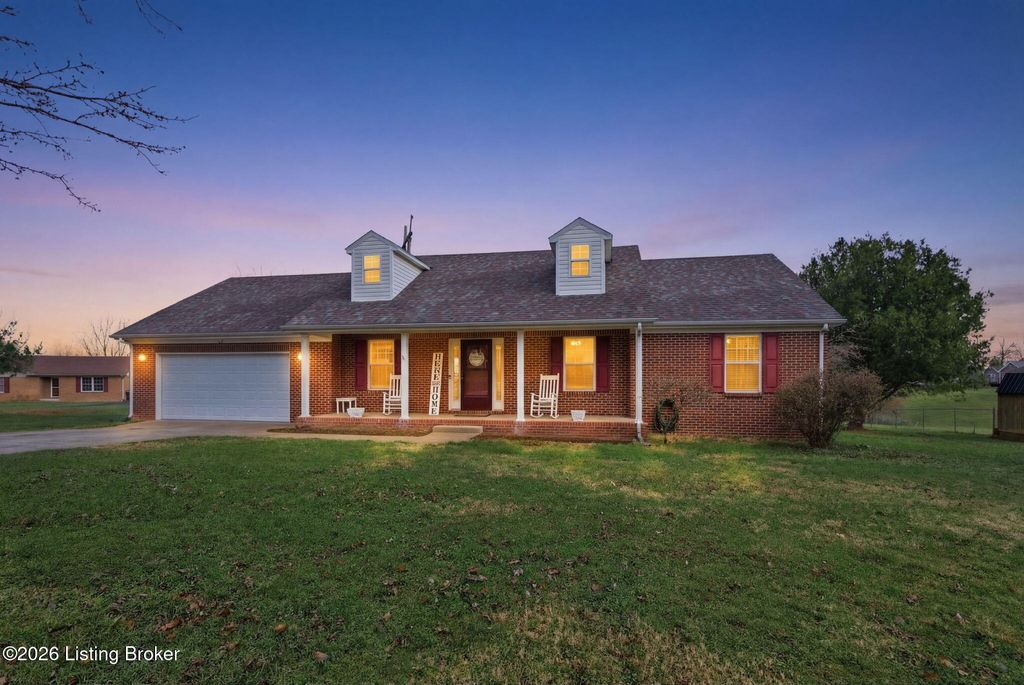 Photo of 100 Andrew Ct, Lancaster, KY 40444 (MLS # 1710820)