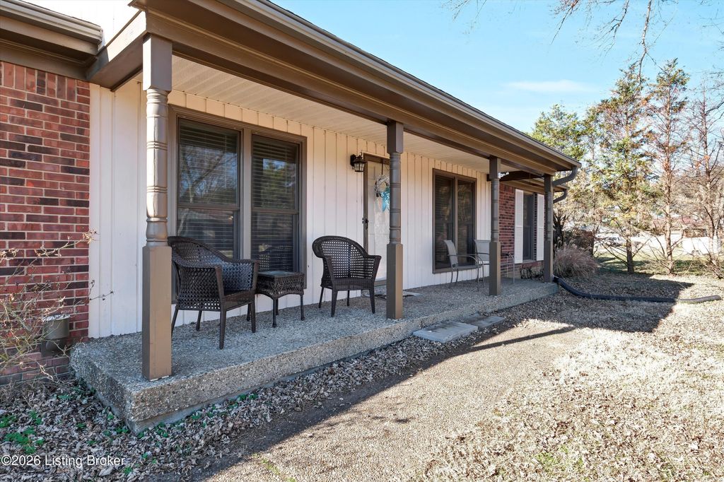 Photo of 10312 Going Ct, Louisville, KY 40241 (MLS # 1706914)