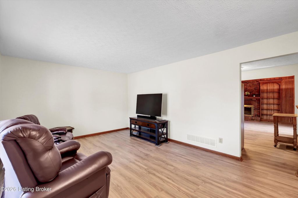 Photo of 10312 Going Ct, Louisville, KY 40241 (MLS # 1706914)