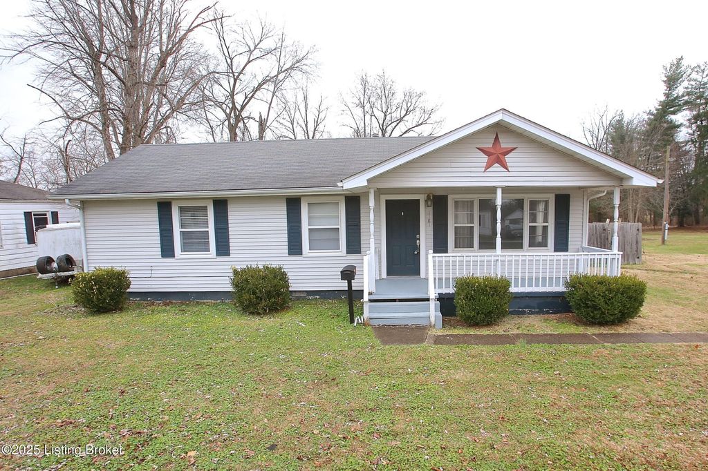Photo of 1181 N Pine St, Scottsburg, IN 47170 (MLS # 1705907)