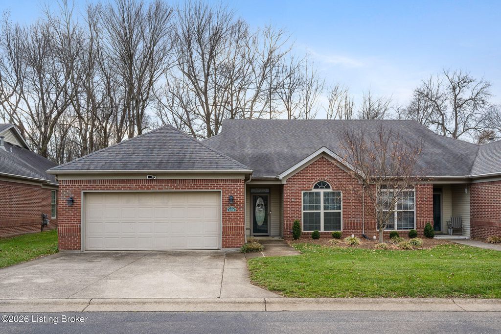 Photo of 1204 Twin Willows Ln, Louisville, KY 40214 (MLS # 1706437)