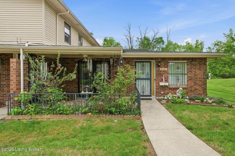 Photo of 3101 Meadowside Ct, Louisville, KY 40214 (MLS # 1715854)