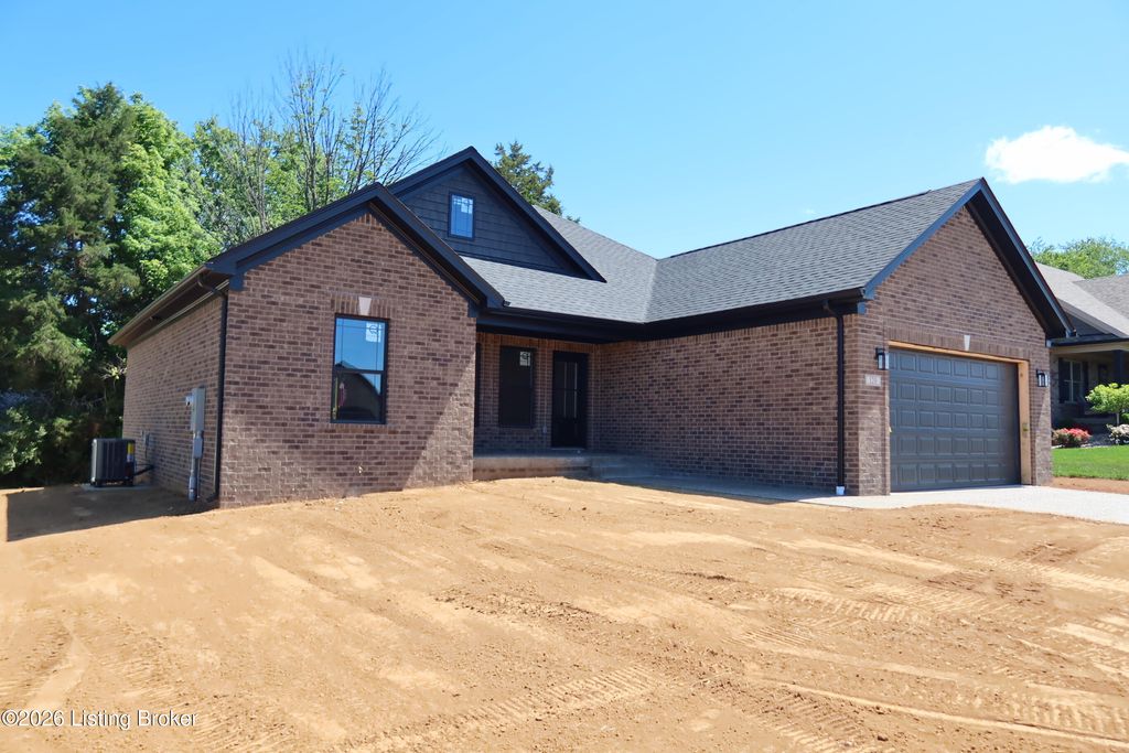 Photo of 120 Glenda Elaine Dr, Mt Washington, KY 40047 (MLS # 1717493)