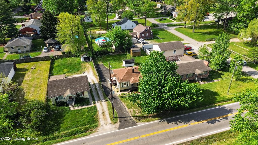 Photo of 4908 Greenwood Rd, Louisville, KY 40258 (MLS # 1717365)