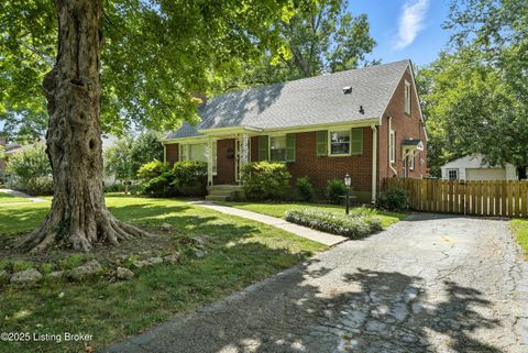 Photo of 208 Biltmore Rd, Louisville, KY 40207 (MLS # 1698817)