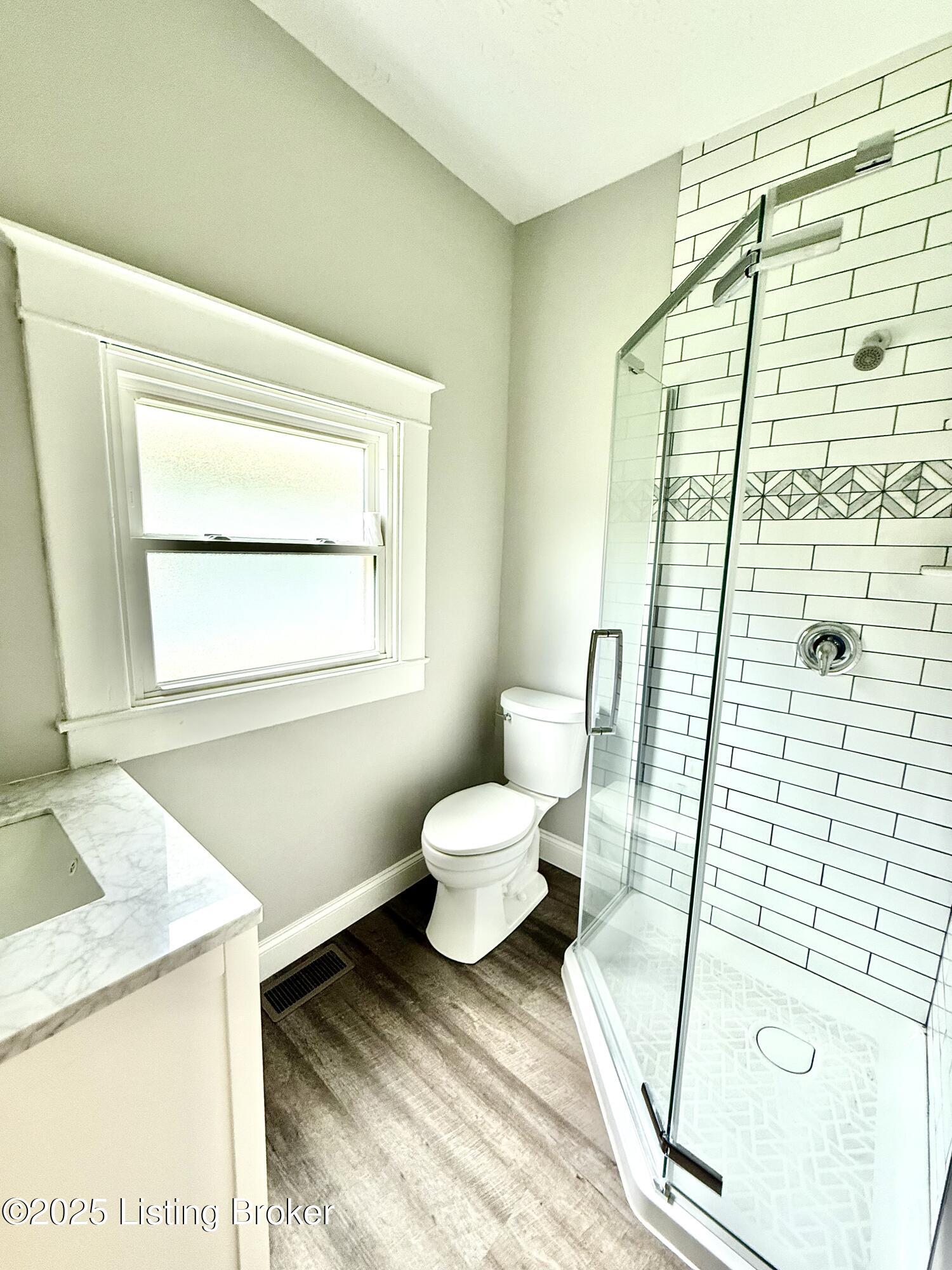 713 E Hill St, Louisville, Pennsylvania image 18