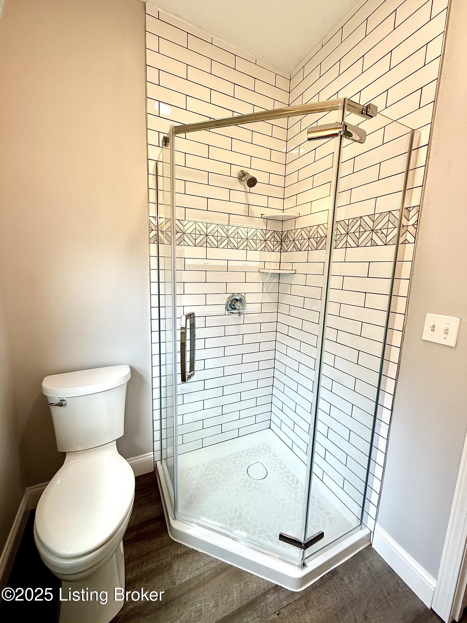 713 E Hill St, Louisville, Pennsylvania image 19