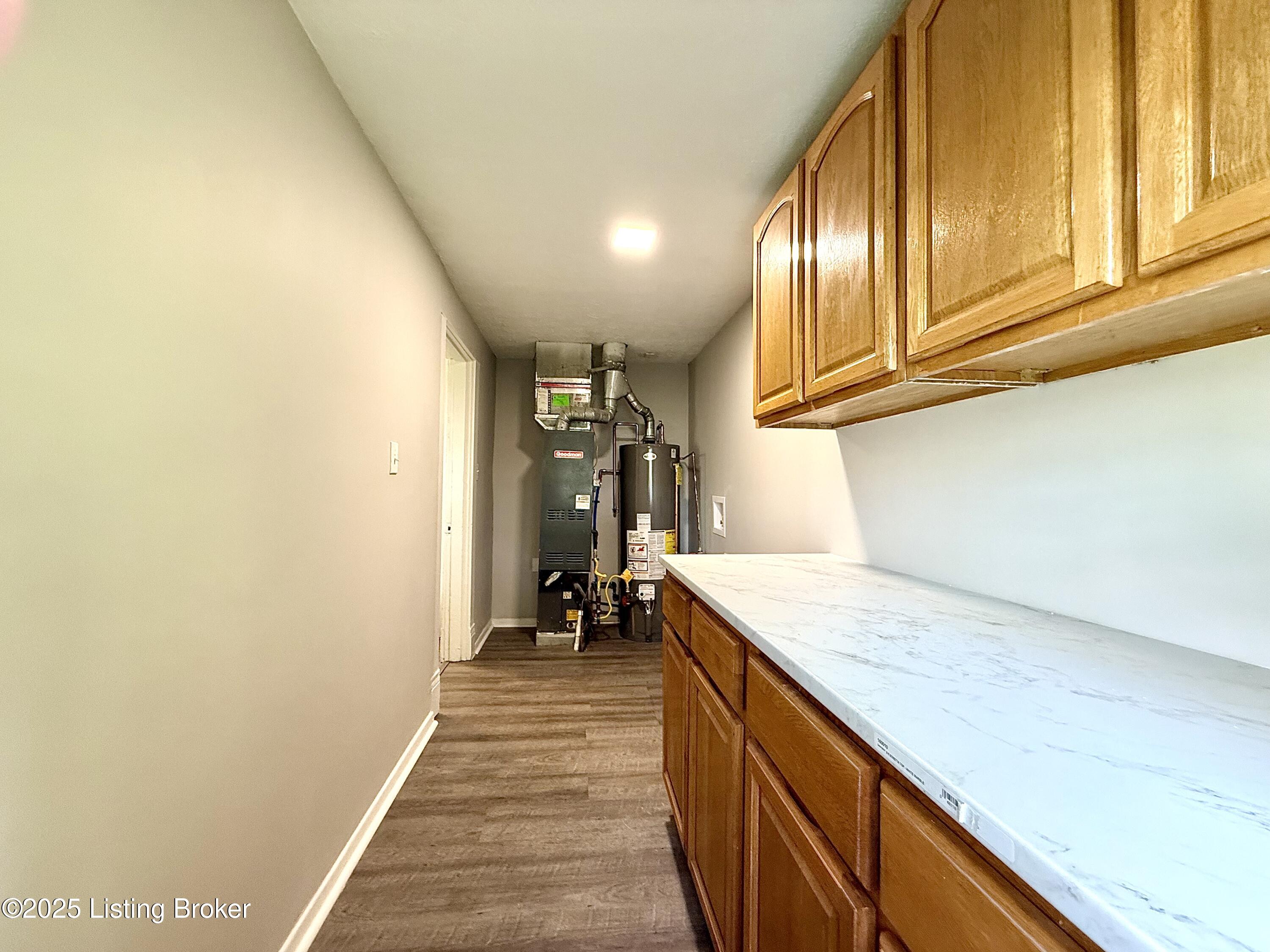 713 E Hill St, Louisville, Pennsylvania image 21