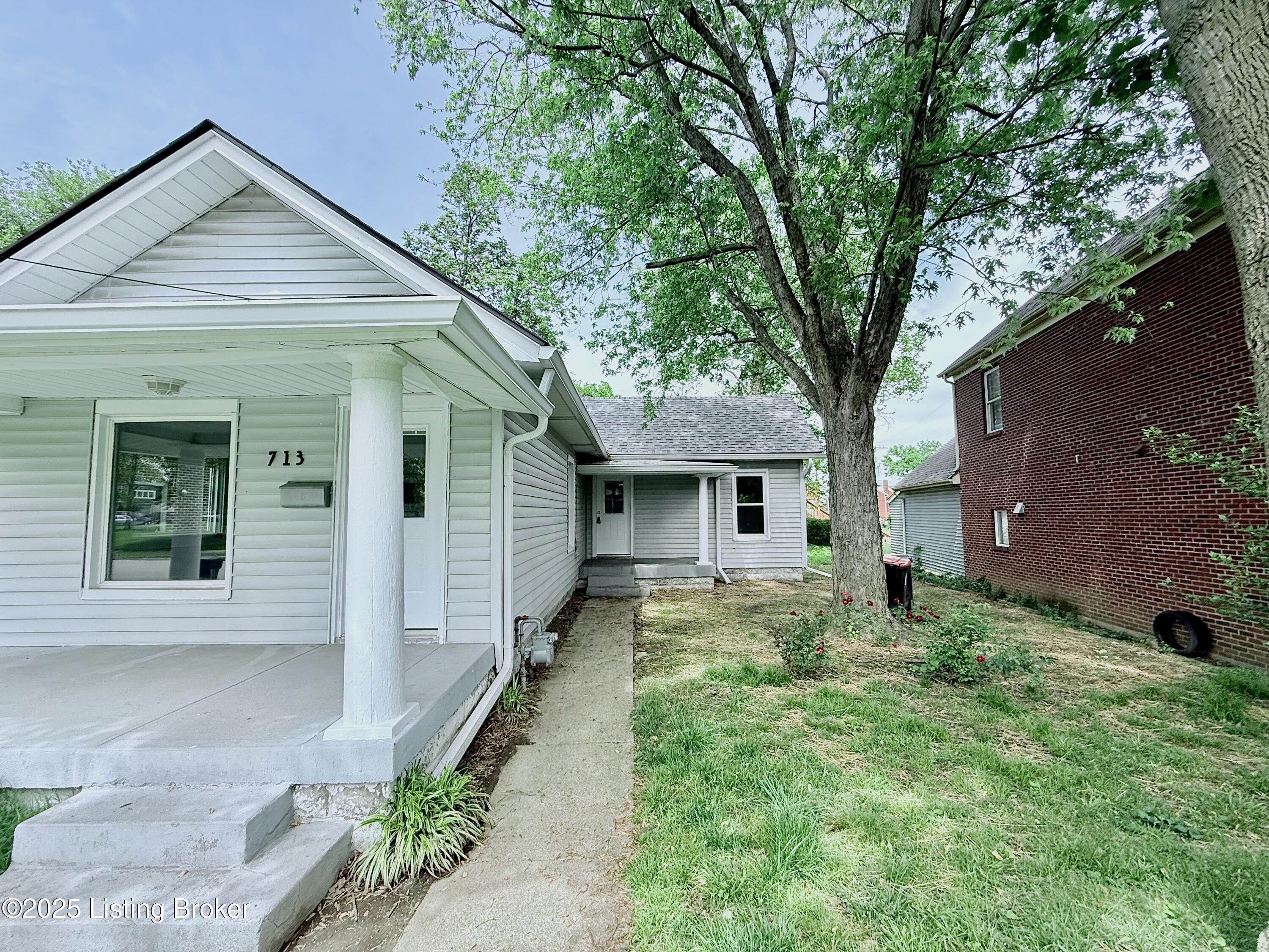 713 E Hill St, Louisville, Pennsylvania image 5