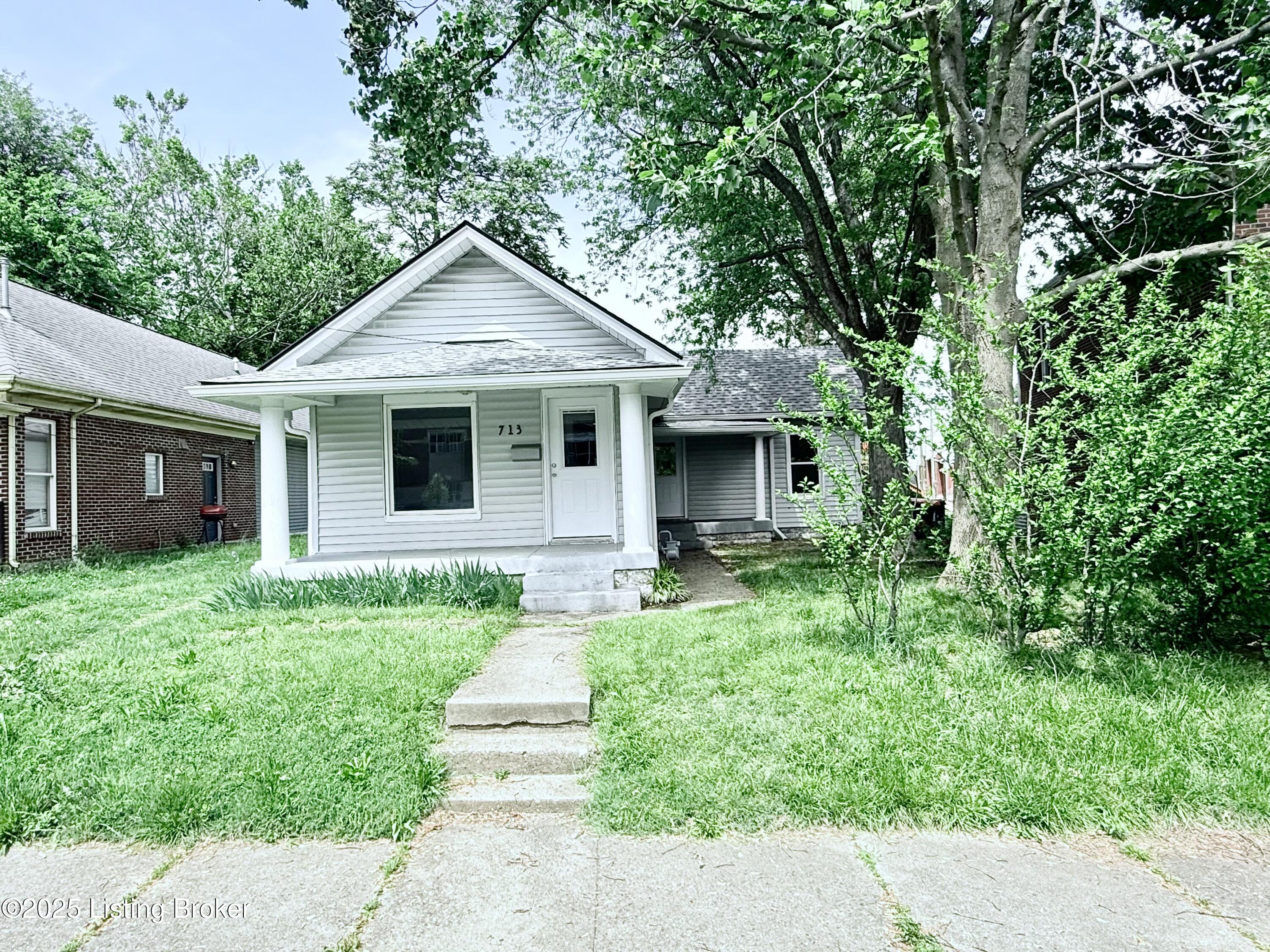 713 E Hill St, Louisville, Pennsylvania image 3