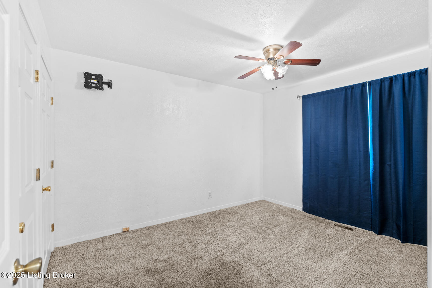 1031 Meadow Hill Rd, Louisville, Kentucky image 12