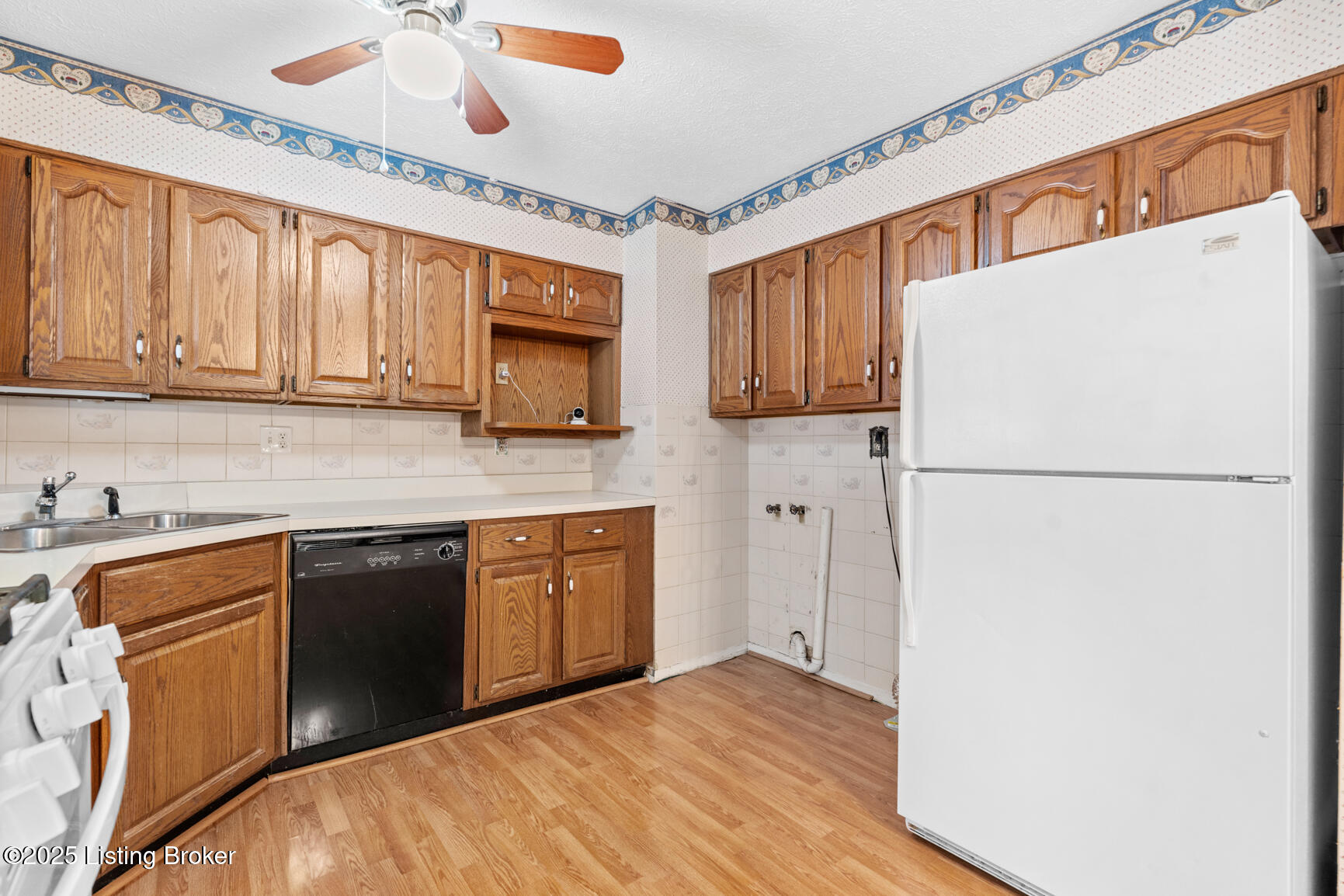 1031 Meadow Hill Rd, Louisville, Kentucky image 9