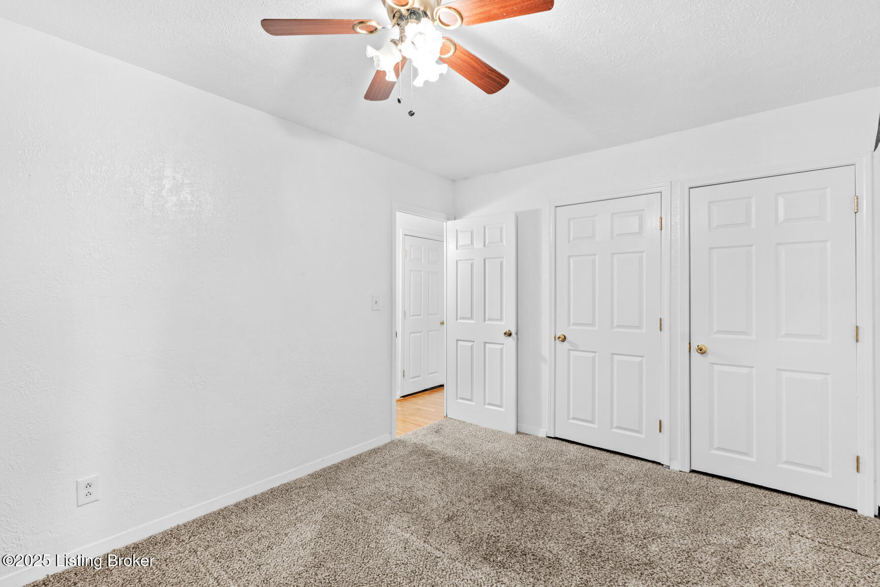 1031 Meadow Hill Rd, Louisville, Kentucky image 13