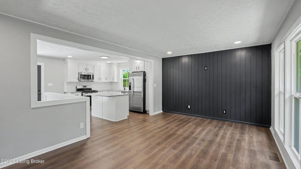 Photo of 2813 Rio Rita Ave, Louisville, KY 40220 (MLS # 1727846)