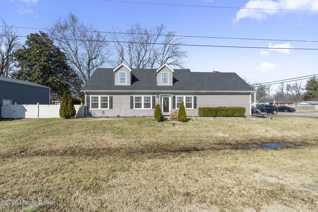 Photo of 6144 Moorman Rd, Louisville, KY 40272 (MLS # 1709235)