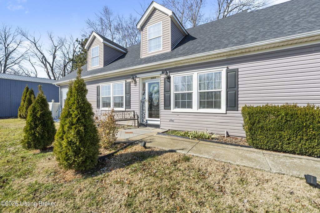 Photo of 6144 Moorman Rd, Louisville, KY 40272 (MLS # 1709235)