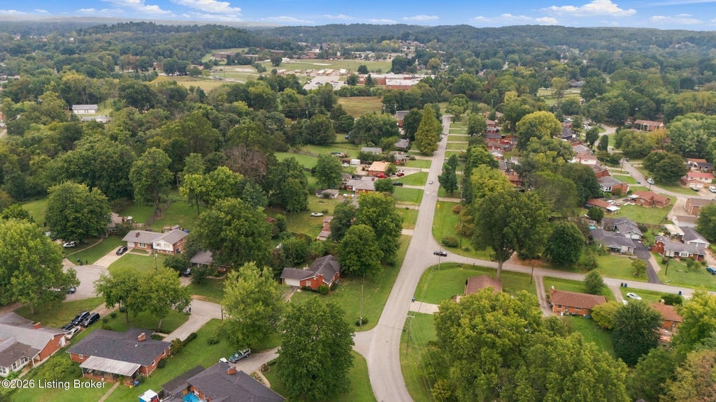 Photo of 10300 S Dodge Ln, Louisville, KY 40272 (MLS # 1729995)