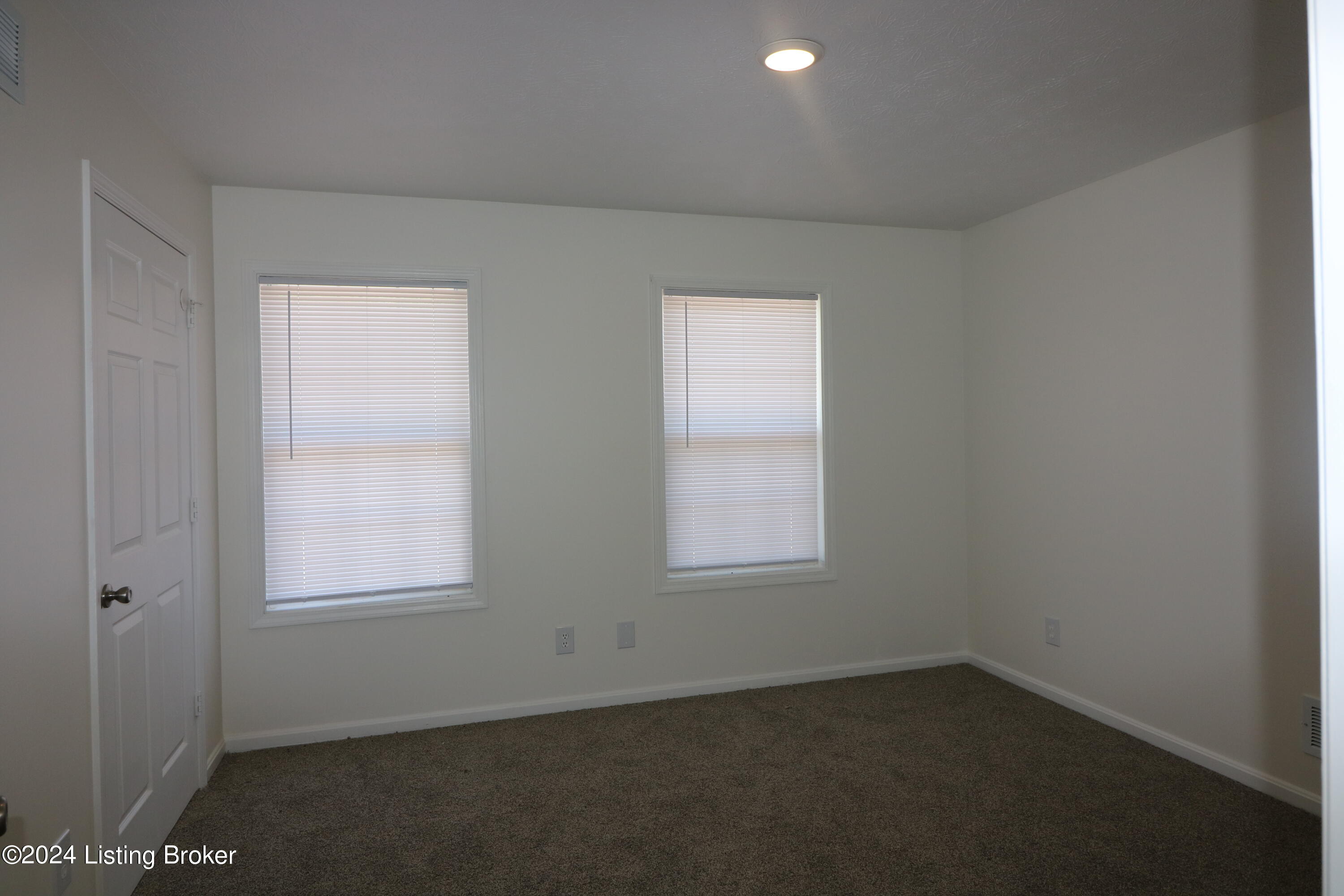 2010 W Market St, Louisville, Kentucky image 26