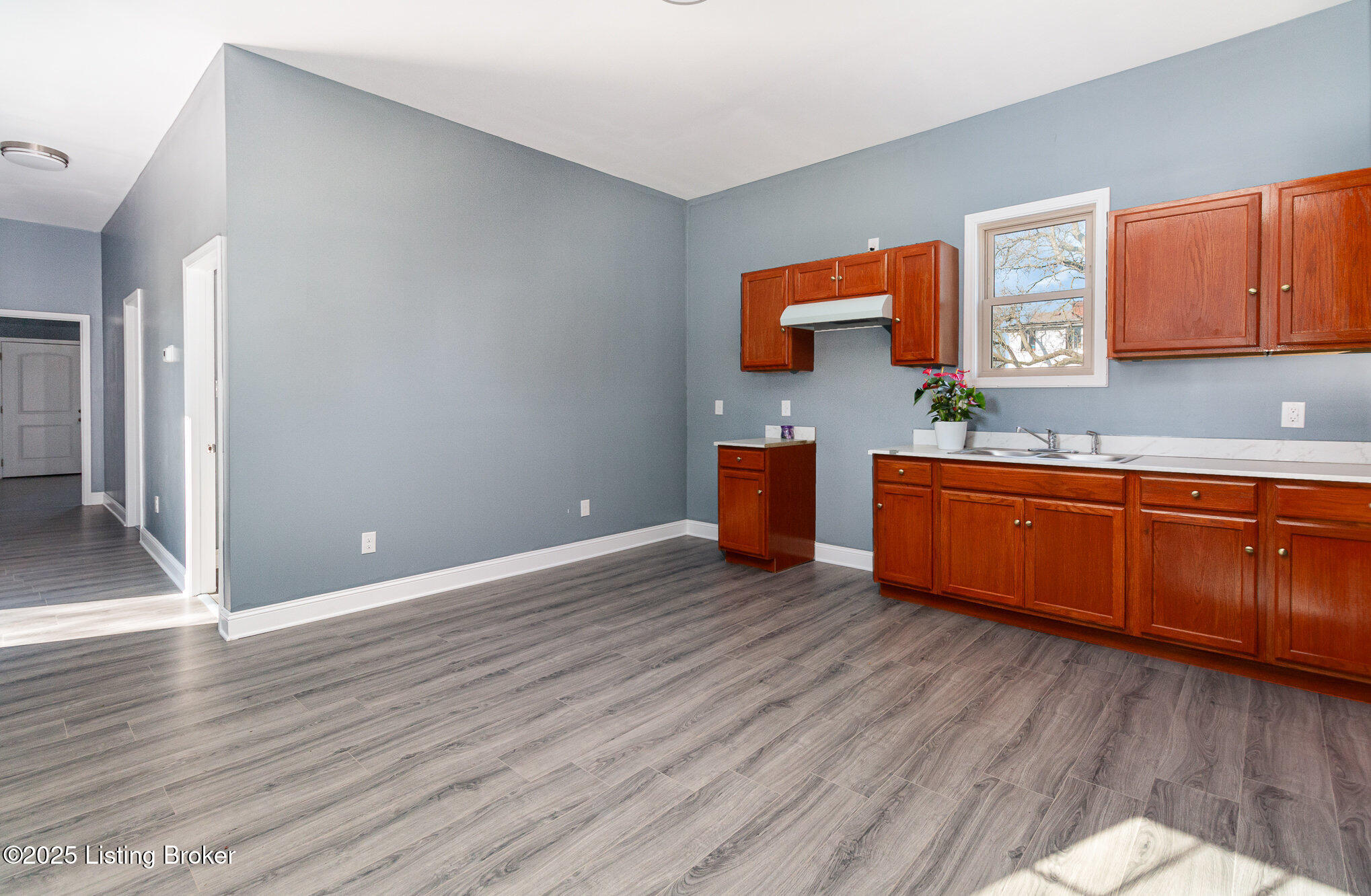 2531 Columbia St, Louisville, Kentucky image 6