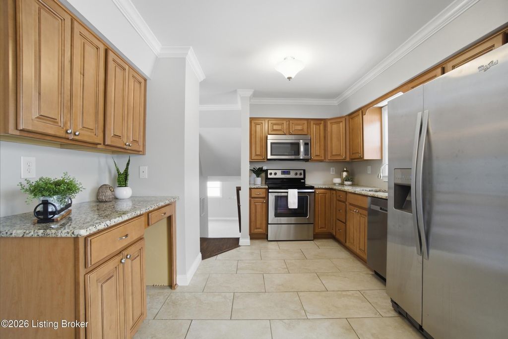 Photo of 5701 Lovers Ln, Louisville, KY 40299 (MLS # 1708408)