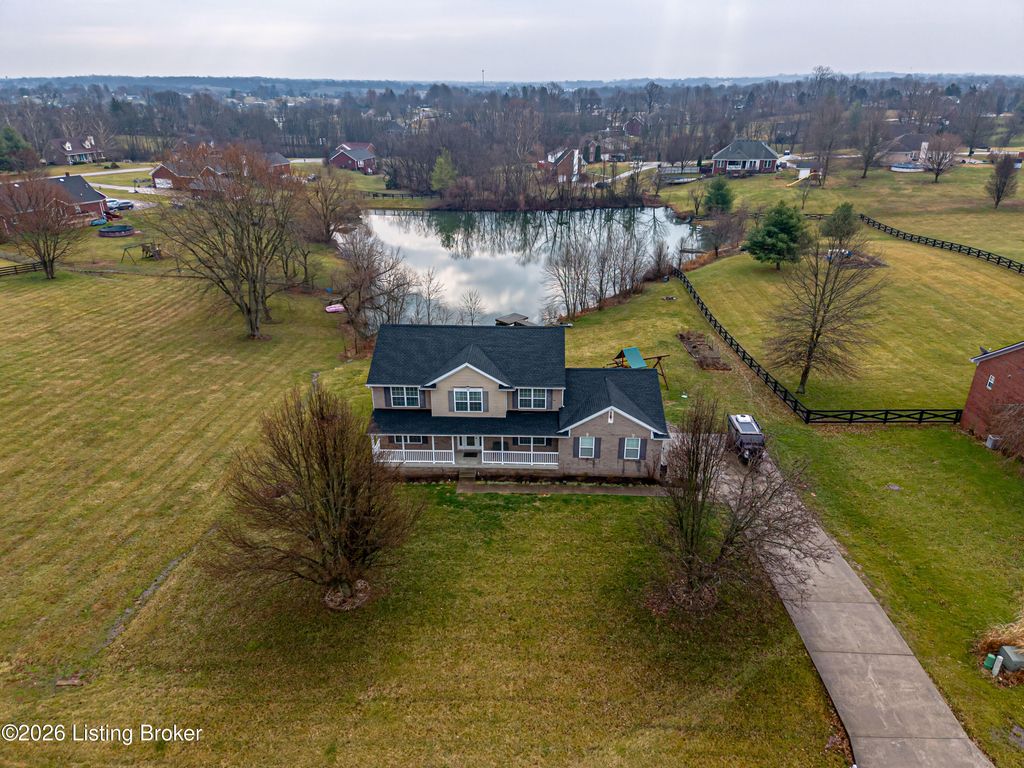 Photo of 271 Stone Ridge Dr, Fisherville, KY 40023 (MLS # 1710555)