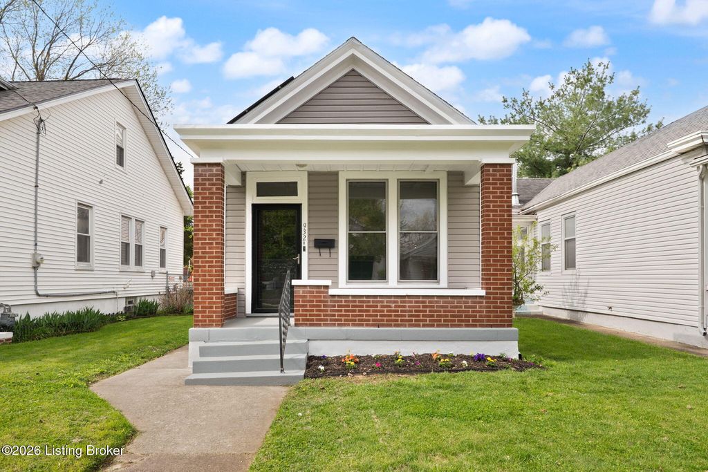 Photo of 932 Lydia St, Louisville, KY 40217 (MLS # 1714160)