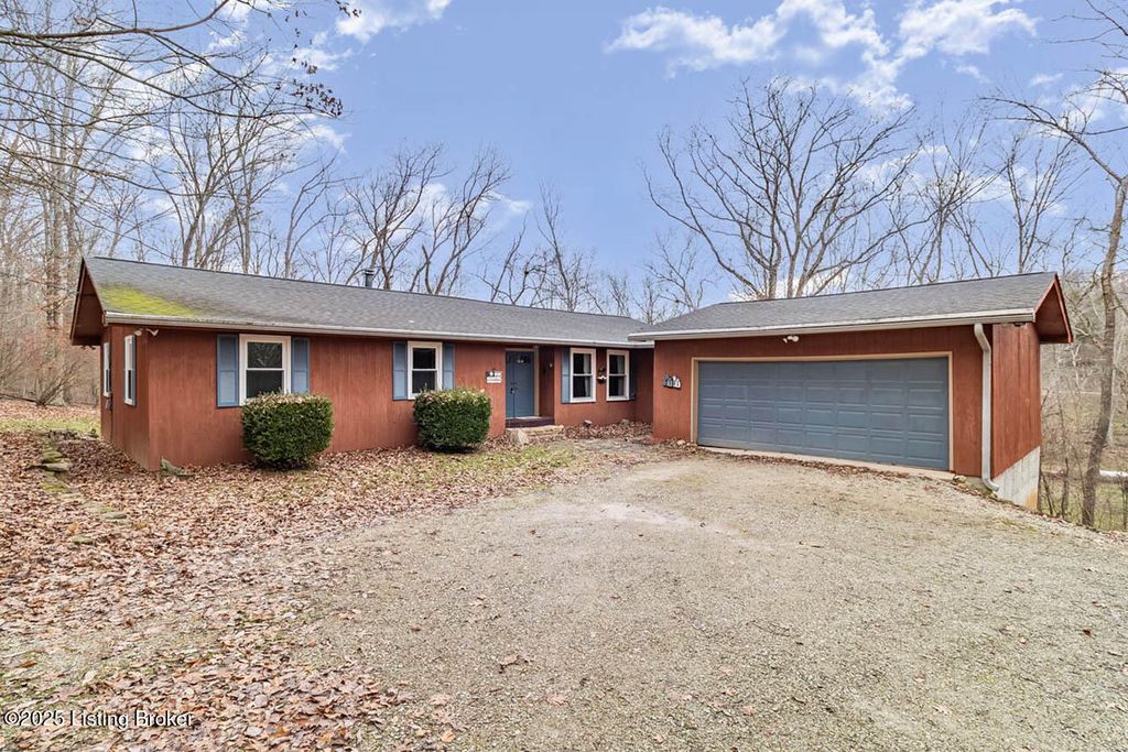 Photo of 290 Big Cedar Creek Trail, Shepherdsville, KY 40165 (MLS # 1705329)