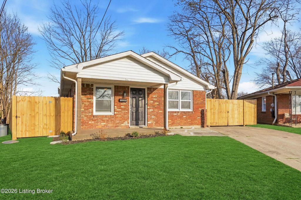 Photo of 1627 Haskin Ave, Louisville, KY 40215 (MLS # 1712938)