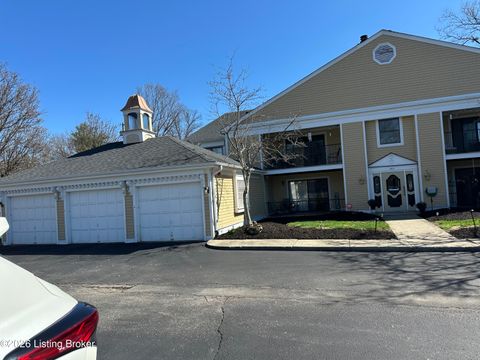 Photo of 810 Washburn Ave #39, Louisville, KY 40222 (MLS # 1710894)