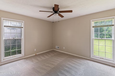 Tiny photo for 9302 Marse Henry Dr, Jeffersontown, KY 40299 (MLS # 1729717)